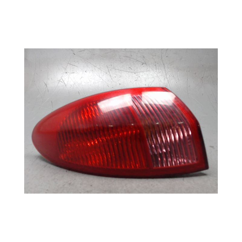 FEU ARRIERE GAUCHE  ALFA ROMEO 147 5P