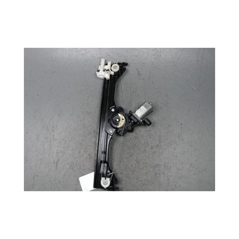 MECANISME+MOTEUR LEVE-GLACE AVANT DROIT FIAT 500 2007-
