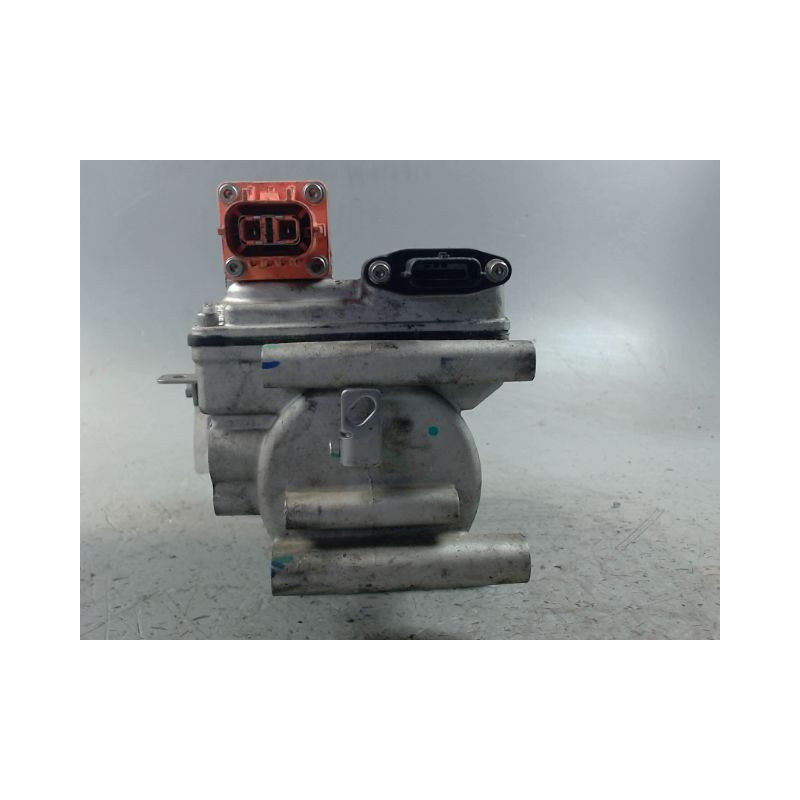 COMPRESSEUR AIR CONDITIONNE DACIA SPRING