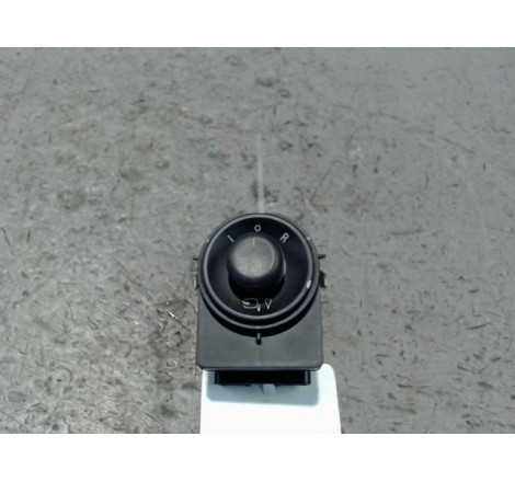 COMMANDE RETROVISSEUR EXT ELECTRIQUE