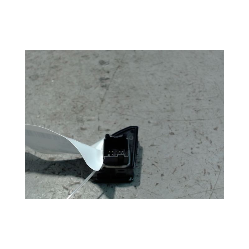 BOUTON DE WARNING SAAB 9-5 2006-