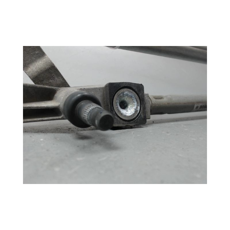 MECANISME ESSUIE-GLACE AVANT FORD FOCUS 04-07