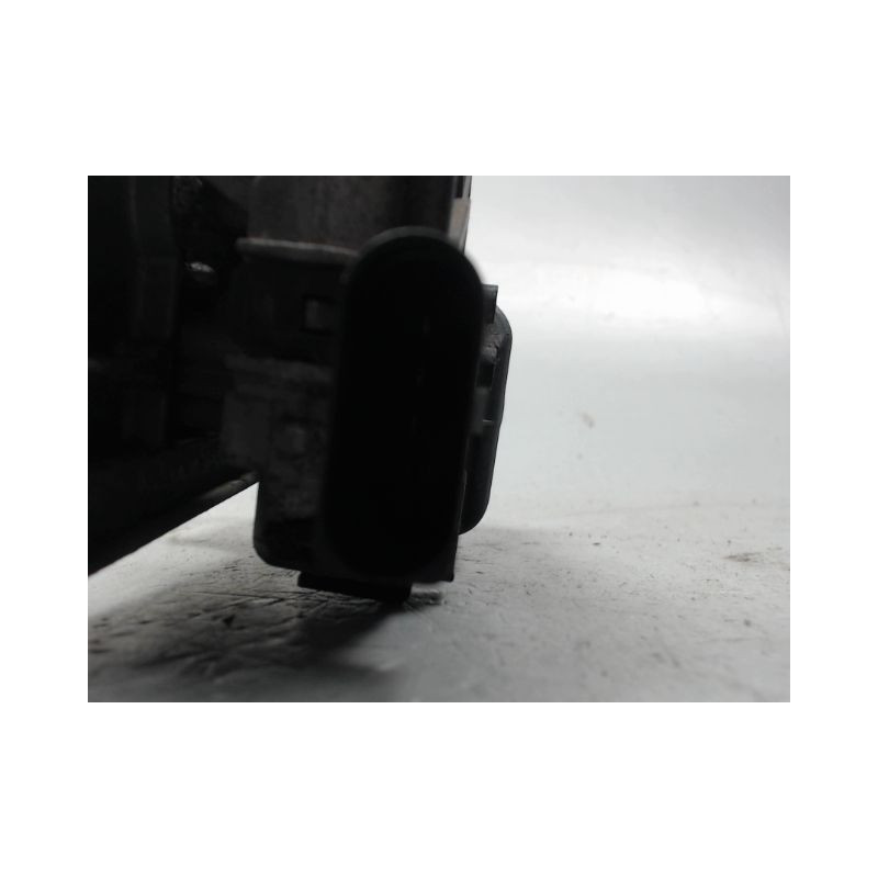 MECANISME ESSUIE-GLACE AVANT FORD FOCUS 04-07