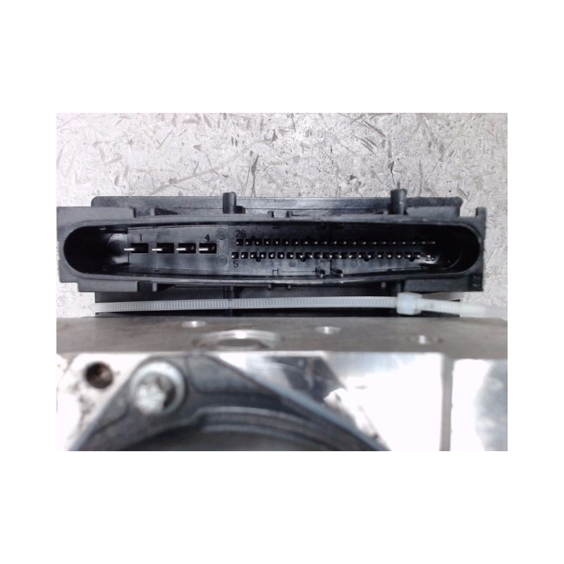 UNITE HYDRAULIQUE ABS TOYOTA VERSO 2010-