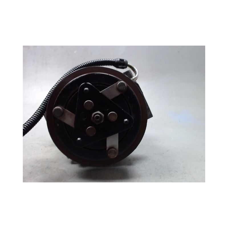 COMPRESSEUR AIR CONDITIONNE PEUGEOT 206 3P