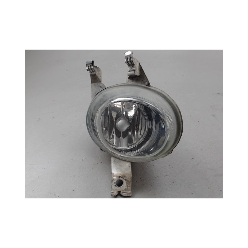 PHARE ANTIBROUILLARD AVANT DROIT PEUGEOT 206