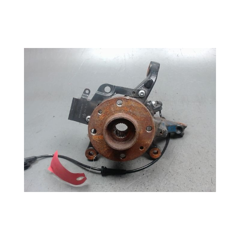 PIVOT AVANT DROIT RENAULT CAPTUR 1