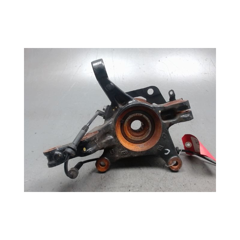 PIVOT AVANT DROIT RENAULT CAPTUR 1
