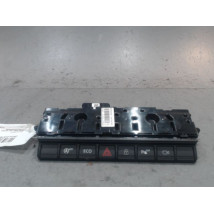 BOUTON DE WARNING DACIA DUSTER