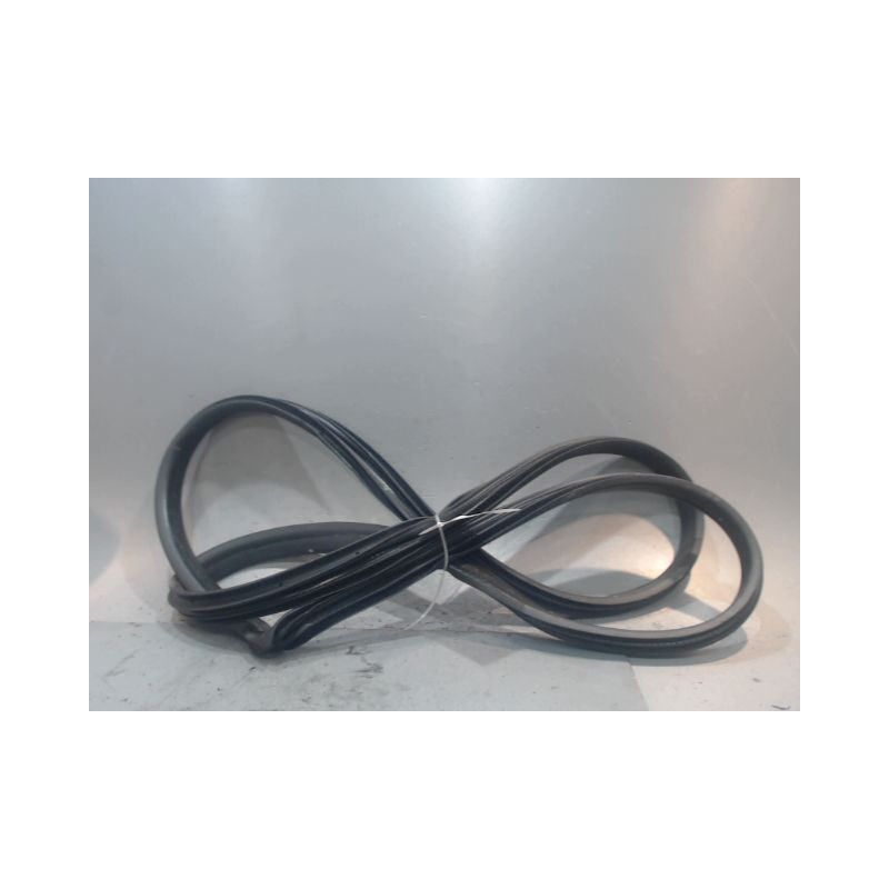 JOINT PORTE AVANT GAUCHE FORD FIESTA