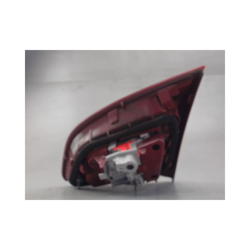 FEU ARRIERE INTERIEUR GAUCHE OPEL MERIVA