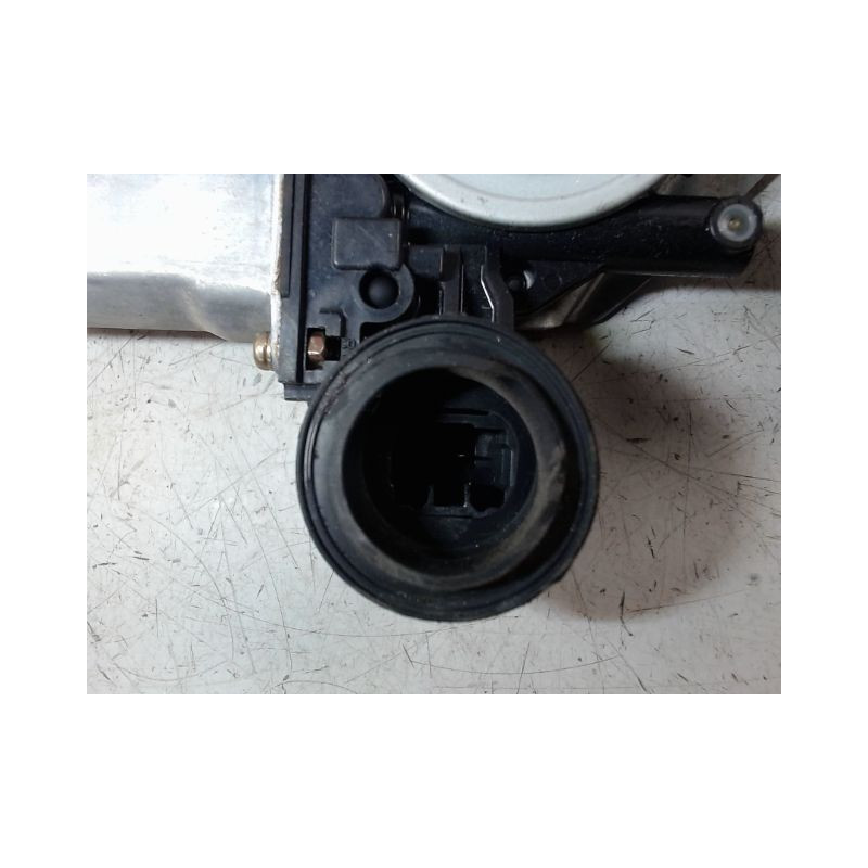 MECANISME+MOTEUR LEVE-GLACE AVANT DROIT TOYOTA YARIS -2003
