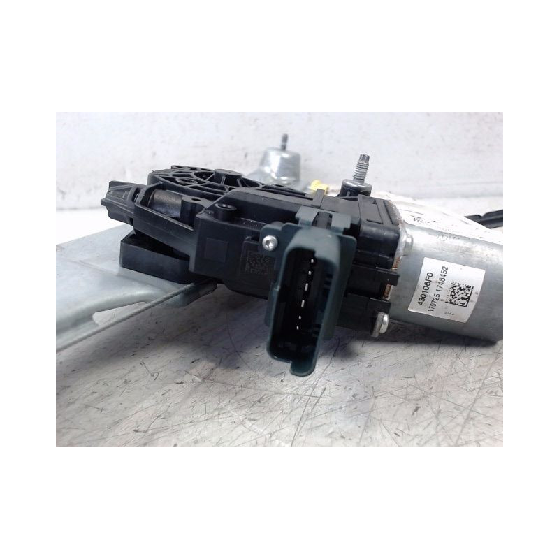 MECANISME+MOTEUR LEVE-GLACE AVANT DROIT RENAULT SCENIC