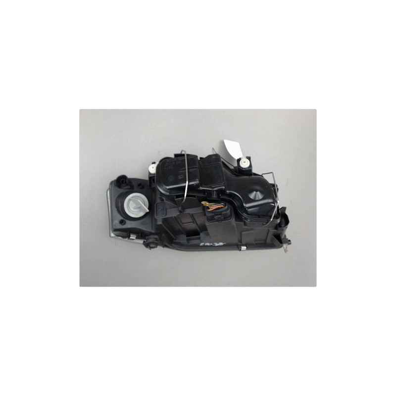 PHARE GAUCHE AUDI A6 97-2001