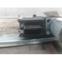 MECANISME+MOTEUR LEVE-GLACE AVANT DROIT PEUGEOT 2008