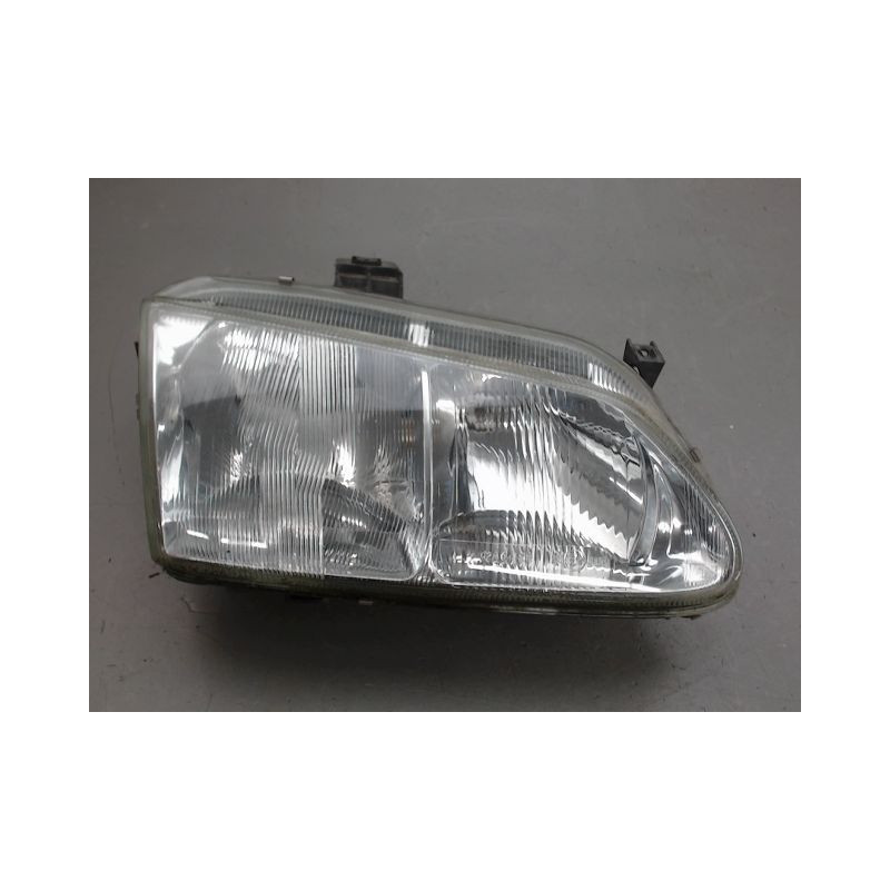 PHARE DROIT RENAULT MEGANE