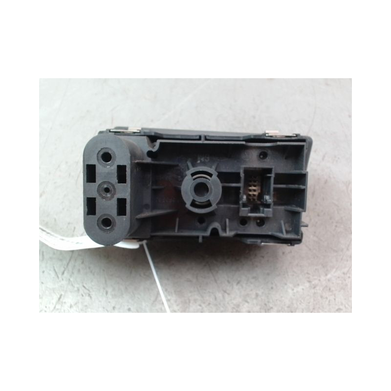 INTERIEUR COMMANDE PHARES OPEL ZAFIRA MONOSP. II Phase 1 (B) 2005-2007