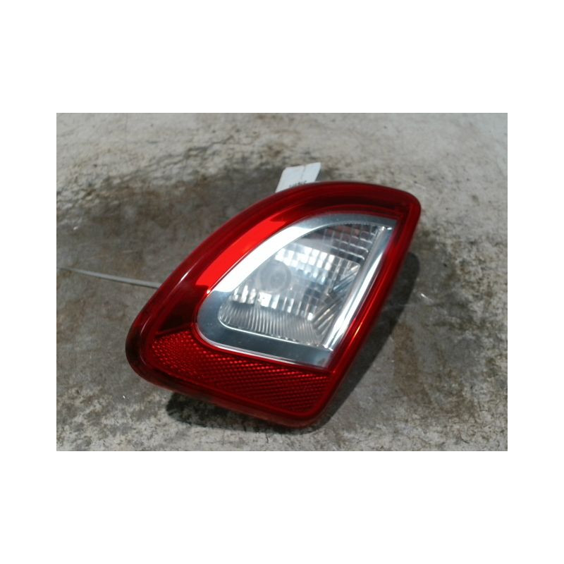 FEU ARRIERE INTERIEUR DROIT RENAULT TWINGO 2 2010-