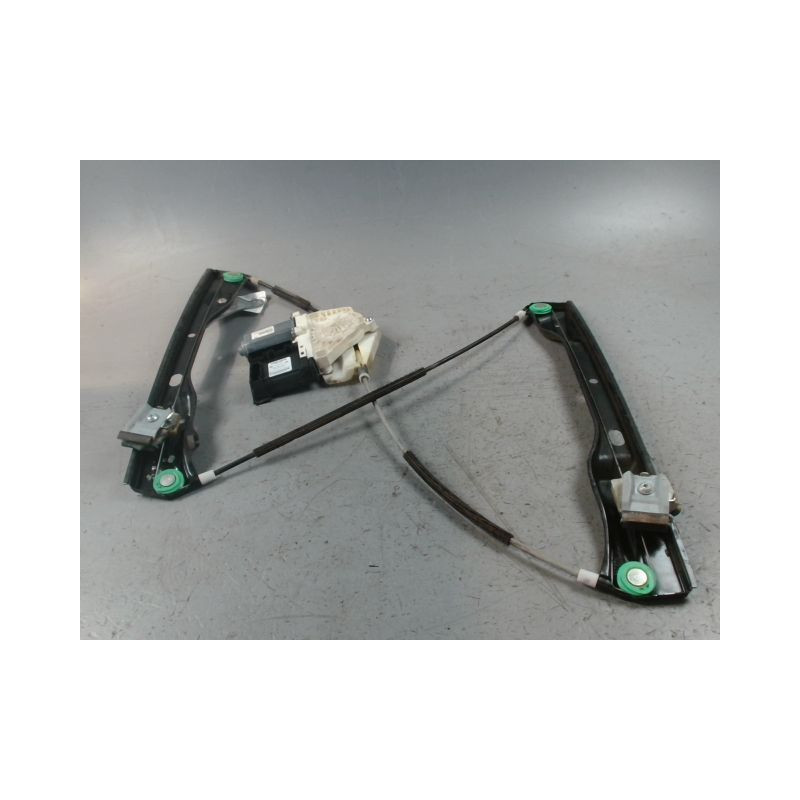 MECANISME+MOTEUR LEVE-GLACE AVANT DROIT VOLKSWAGEN PASSAT BREAK 00-05