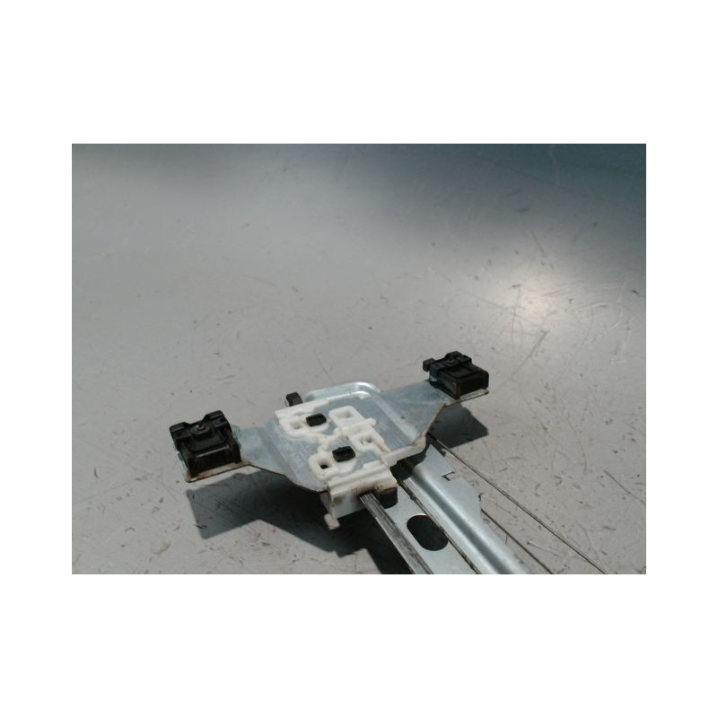 MECANISME+MOTEUR LEVE-GLACE AVANT GAUCHE PEUGEOT 3008 2009-