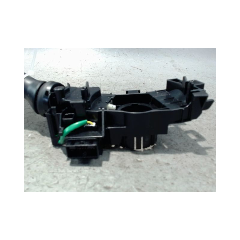 COMMANDE CLIGNOTANT LEXUS CT200H