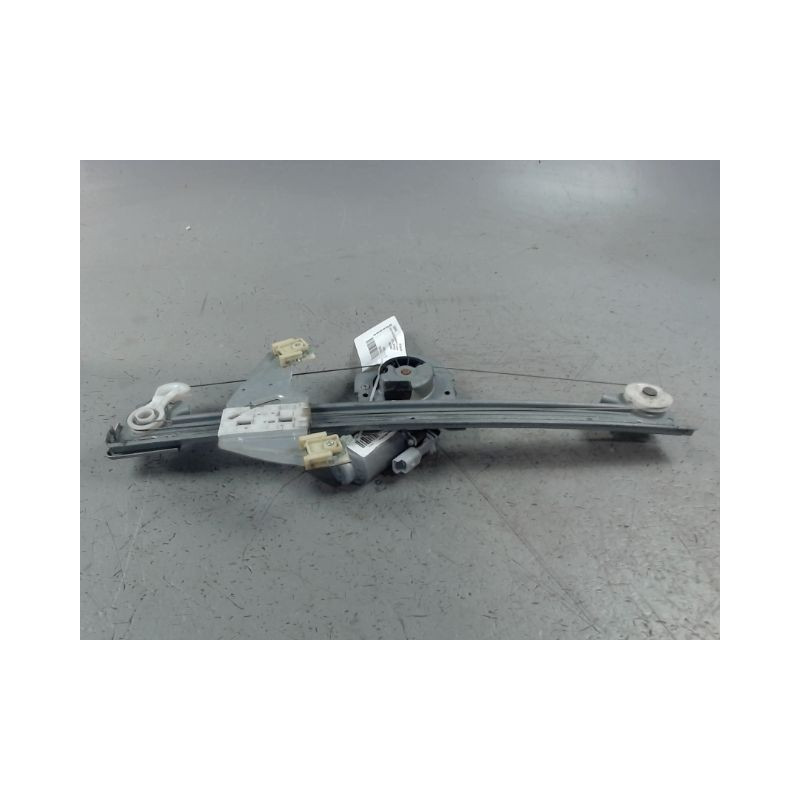 MECANISME+MOTEUR LEVE-GLACE AVANT GAUCHE TOYOTA AYGO 5P