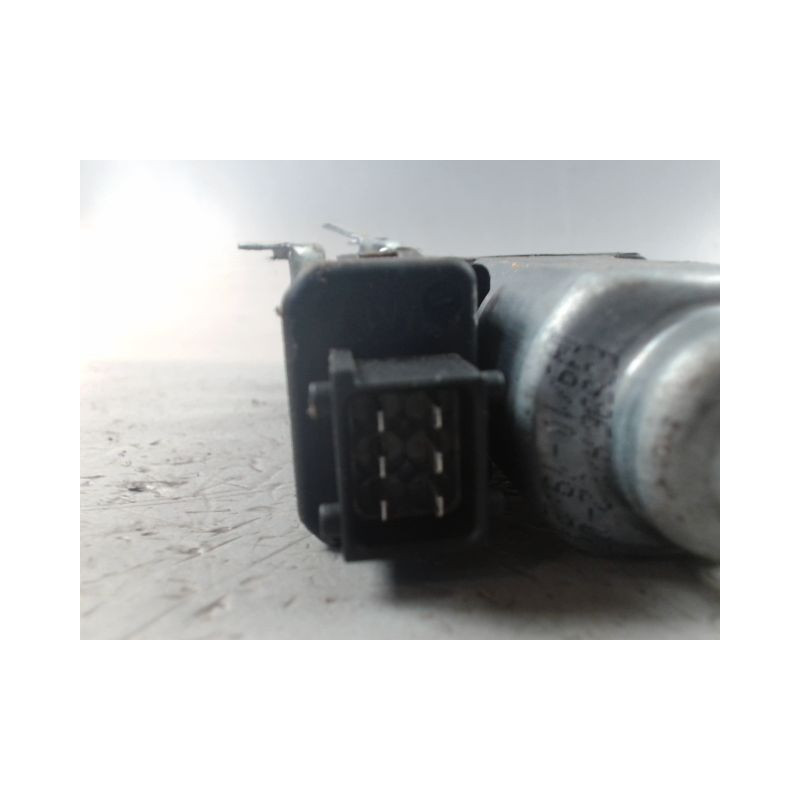 MECANISME+MOTEUR LEVE-GLACE AVANT DROIT OPEL MERIVA 2006-