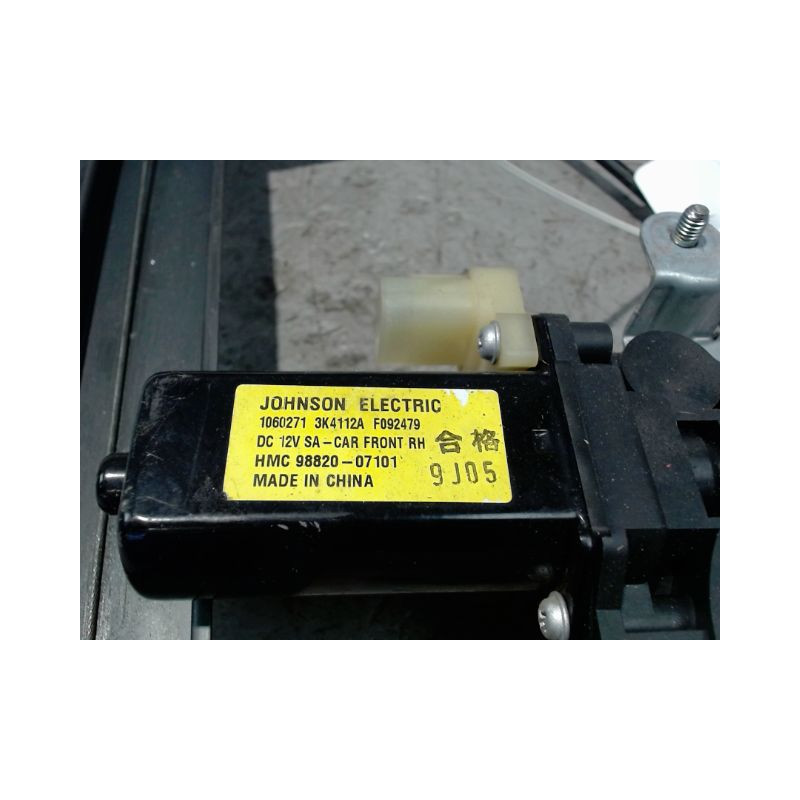 MECANISME+MOTEUR LEVE-GLACE AVANT DROIT KIA PICANTO