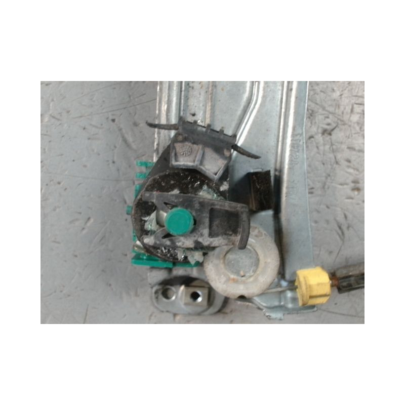 MECANISME+MOTEUR LEVE-GLACE AVANT DROIT RENAULT CLIO III 2007-