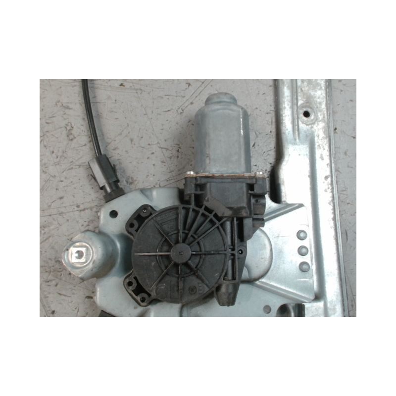 MECANISME+MOTEUR LEVE-GLACE AVANT DROIT RENAULT CLIO III 2007-