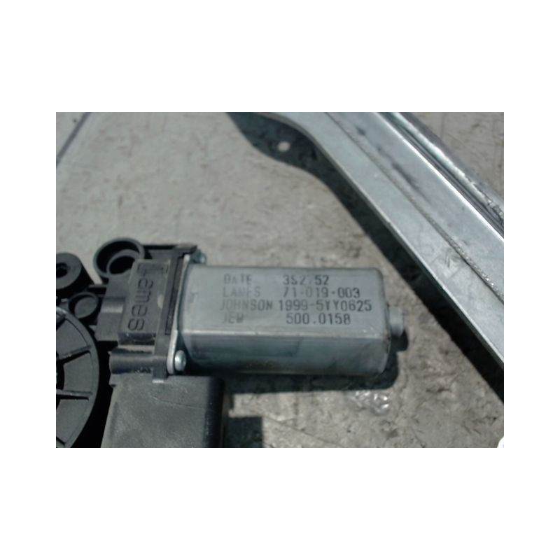 MECANISME LEVE-GLACE AVANT GAUCHE OPEL CORSA 2010-