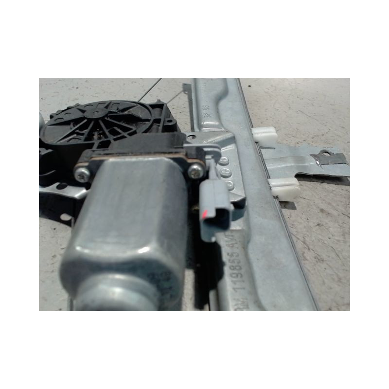MECANISME+MOTEUR LEVE-GLACE AVANT DROIT PEUGEOT 207 2009-