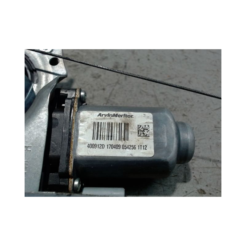 MECANISME+MOTEUR LEVE-GLACE AVANT DROIT PEUGEOT 207 2009-