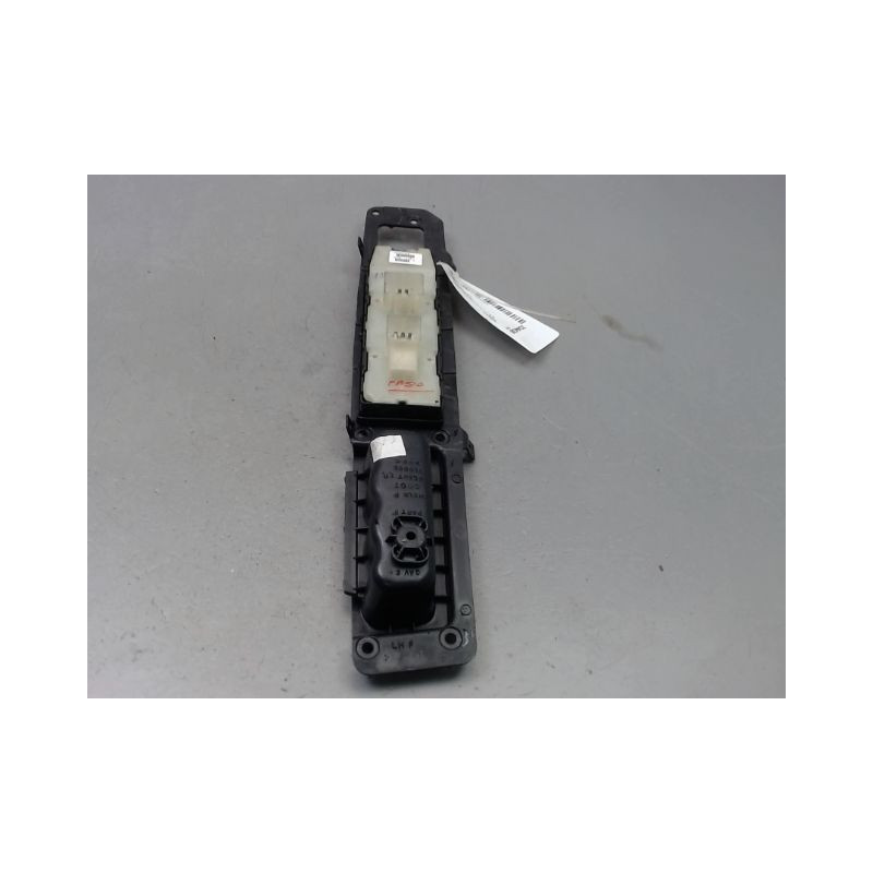 COMMANDE LEVE-GLACE PORTE AVG JEEP COMPASS