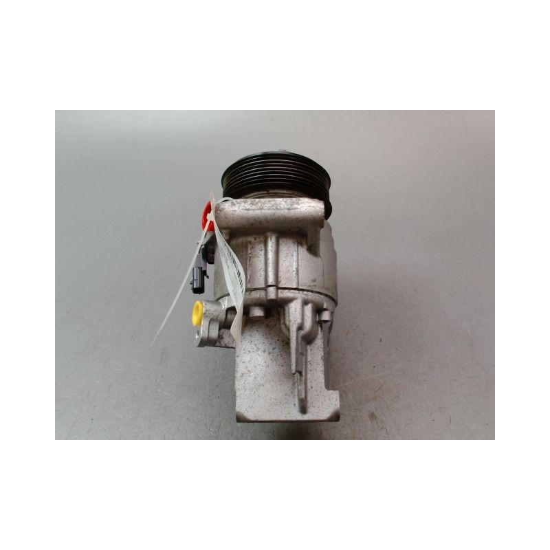 COMPRESSEUR AIR CONDITIONNE DACIA LOGAN MCV 2007-