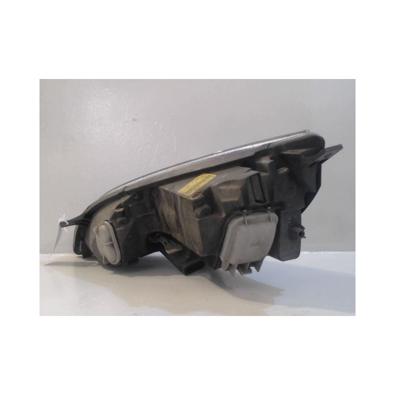 PHARE DROIT MITSUBISHI COLT 2004-