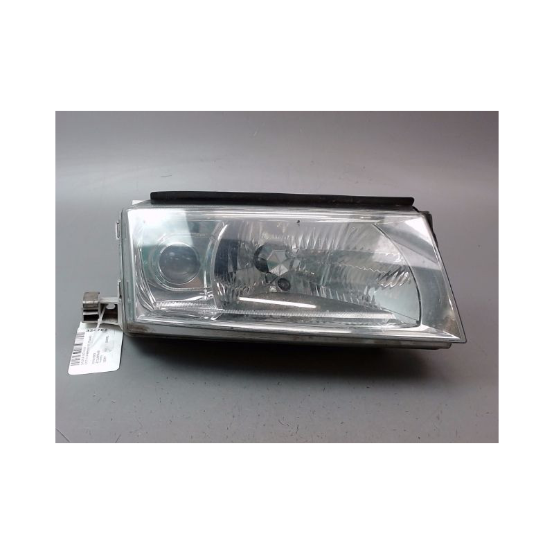 PHARE DROIT SKODA OCTAVIA I Phase 2 2000-2010