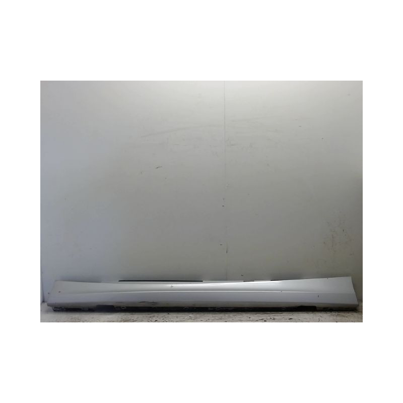BAS CAISSE GAUCHE B.M.W. SERIE 1