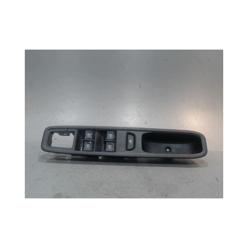 COMMANDE LEVE-GLACE PORTE AVG DACIA SANDERO
