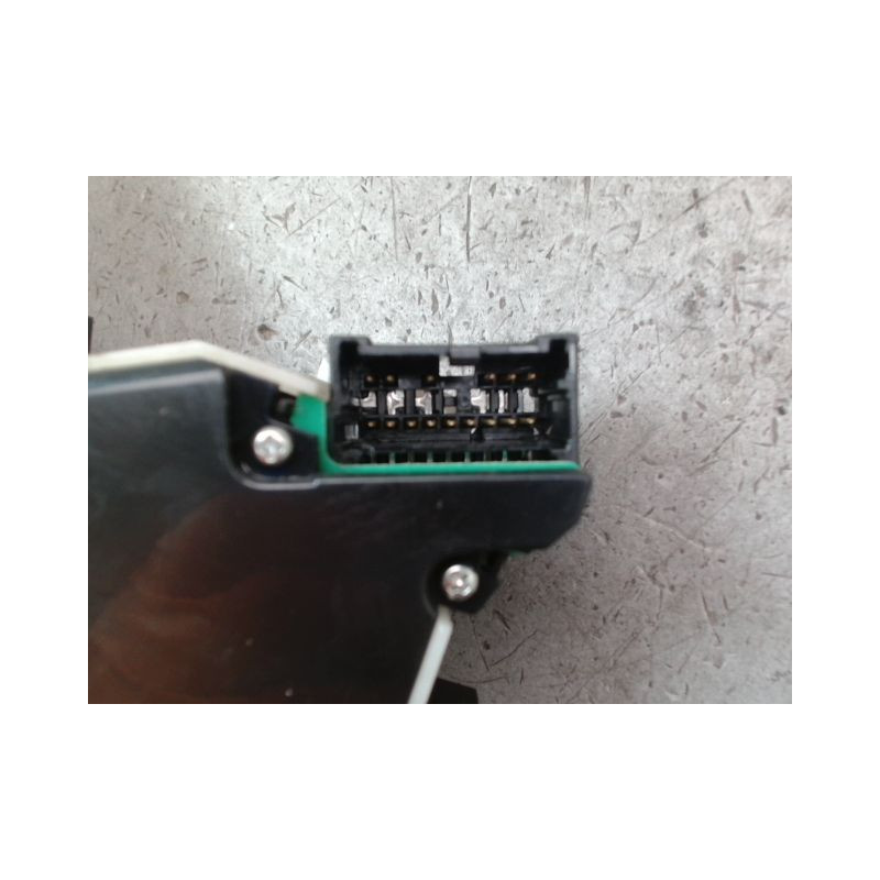 COMMANDE ESSUIE GLACE NISSAN NOTE I Phase 1 2006-2009