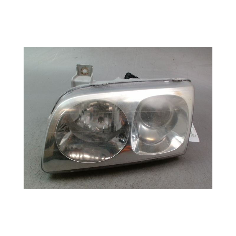 PHARE GAUCHE HYUNDAI TRAJET MONOSP. 2000-2007