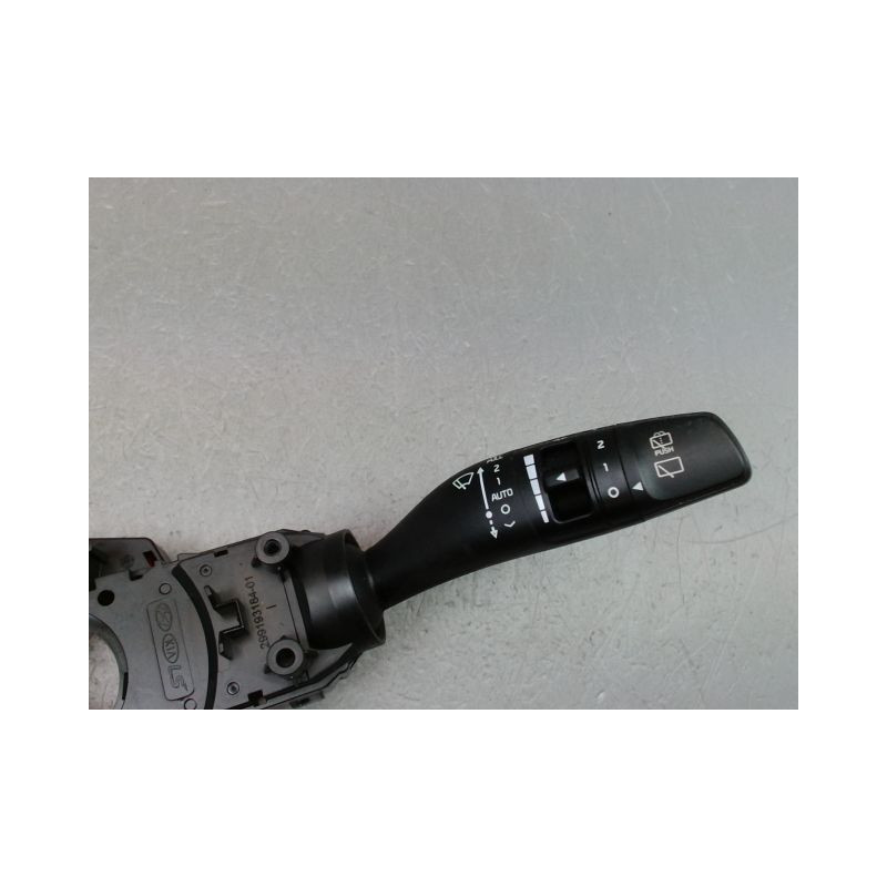 BLOC COMMODOS KIA STONIC