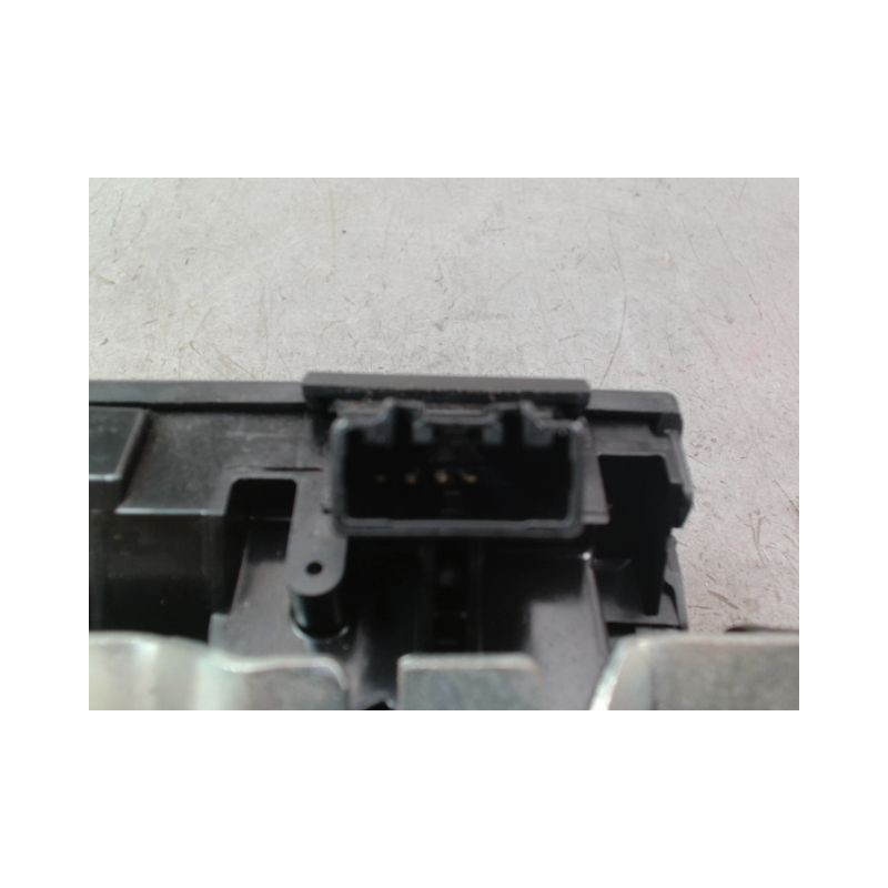 SERRURE HAYON  FORD FIESTA VI Phase 1 2008-2012
