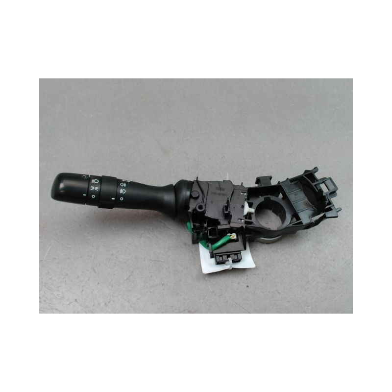 COMMANDE ECLAIRAGE TOYOTA YARIS 2005-