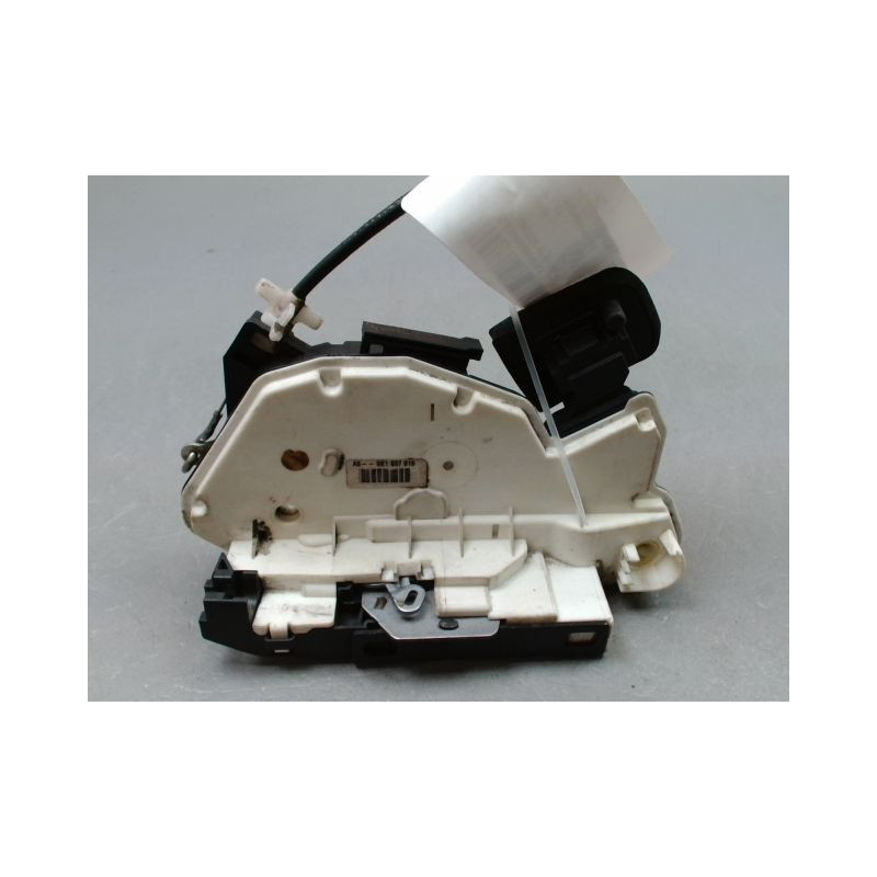 SYSTEME CONDAMNATION AVANT GAUCHE VOLKSWAGEN GOLF VI (1K) 2008-2013