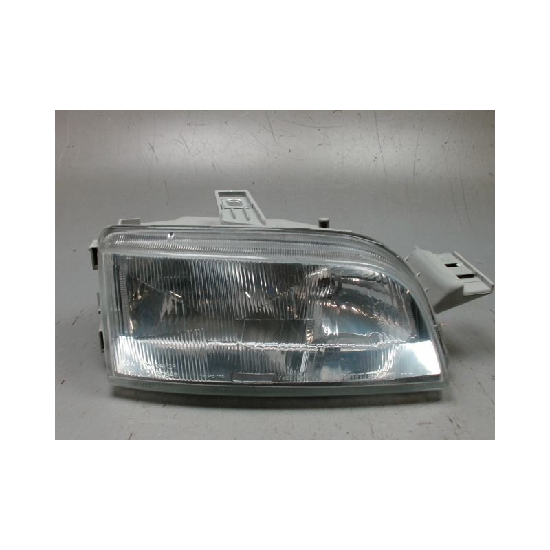 PHARE DROIT FIAT PUNTO
