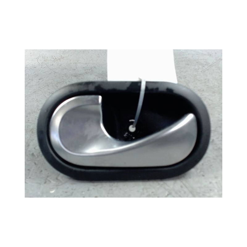 POIGNEE INTERIEURE PORTE AVANT GAUCHE RENAULT TWINGO