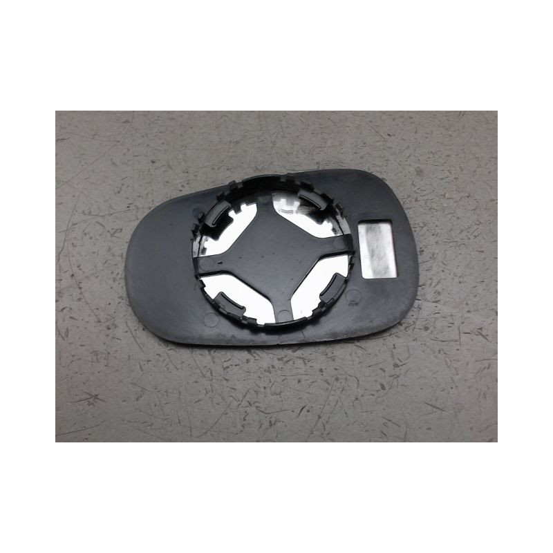GLACE RETROVISEUR EXT D RENAULT CLIO