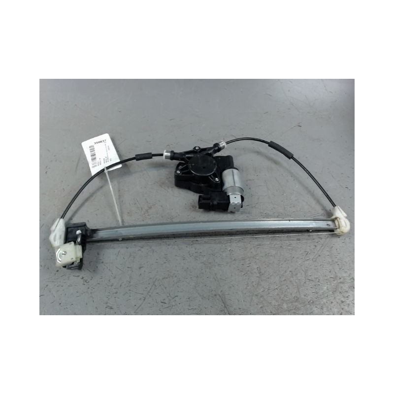 MECANISME+MOTEUR LEVE-GLACE ARRIERE DROIT MAZDA MAZDA 3  5P