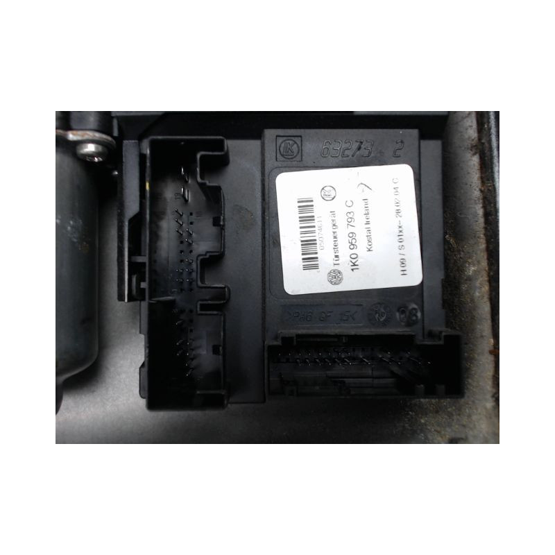 MECANISME+MOTEUR LEVE-GLACE AVANT GAUCHE VOLKSWAGEN GOLF V 2003-2009